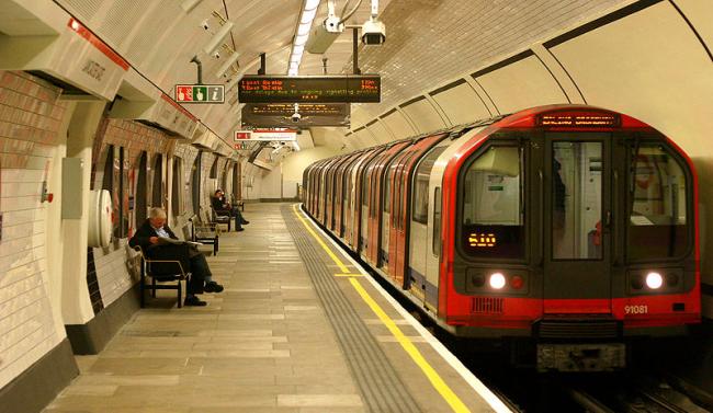 1992 stock Tube train at Lancaster Gate station, London