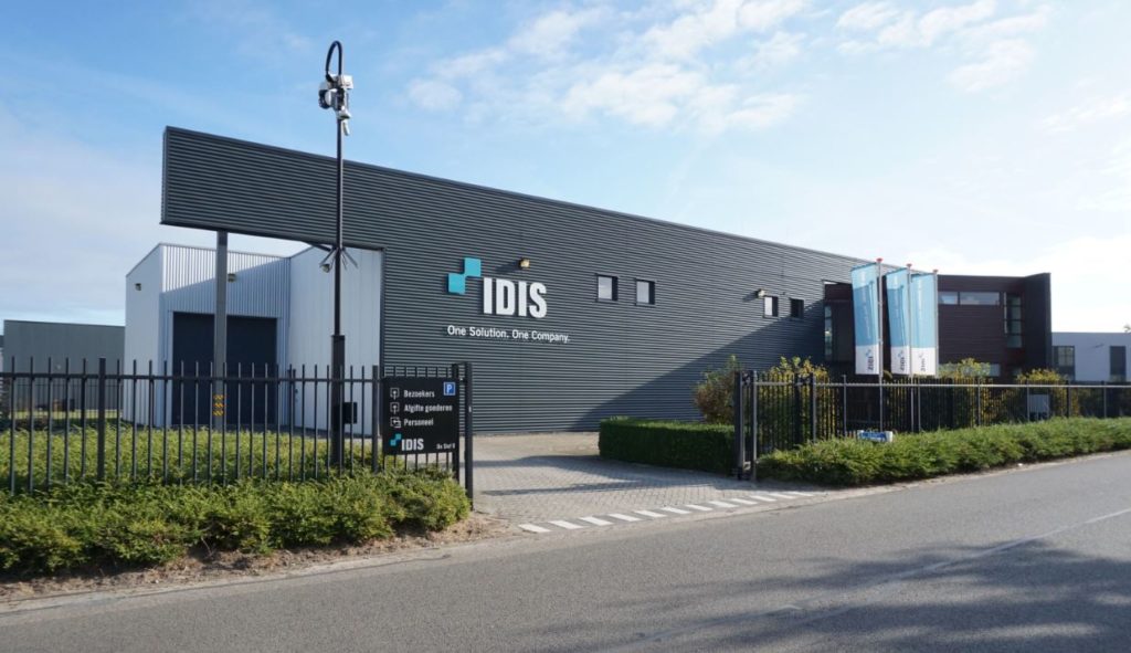 Located centrally in the Netherlands, the new distribution centre will, says IDIS, accelerate delivery times with stock becoming available within days, rather than weeks – no matter the size of the project.