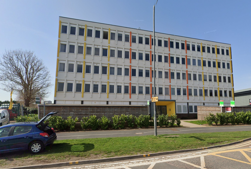 Landlords of a block of flats in Bristol have been ordered to fix cladding after surveyors found defects in the building. 